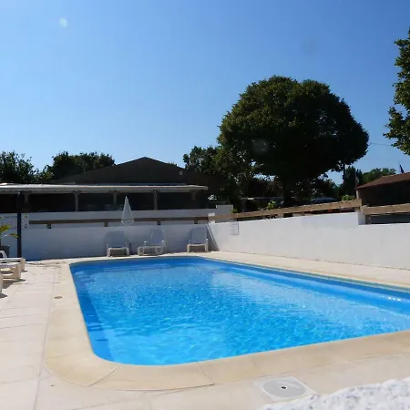 营地 Camping Le Bellevue Proche De Royan Barzan