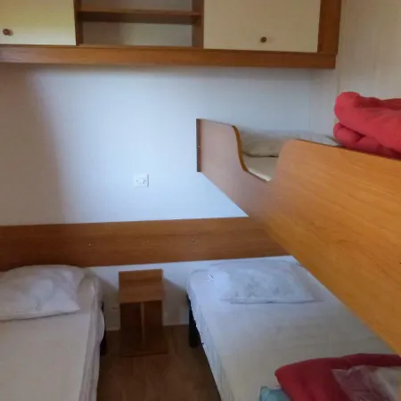 营地 Camping Le Bellevue Proche De Royan Barzan